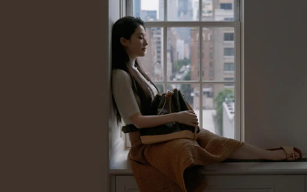 刘亦菲 窗台美女4K壁纸-无盘系统网